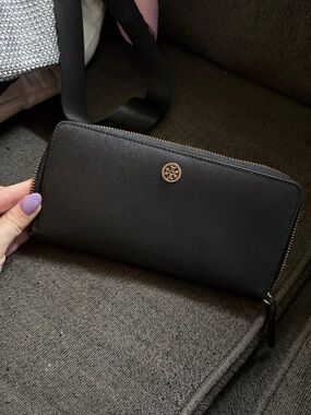 Tory Burch Black Zip-Around Logo Saffiano Wallet with Gold Accent